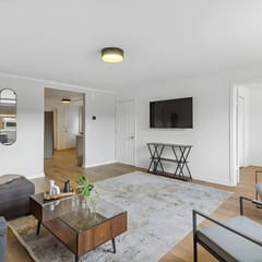 Bright Ottawa Home for Groups and Families