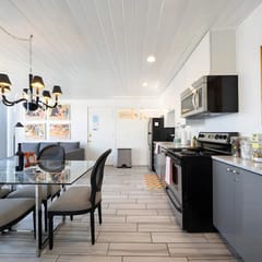 Mountain-View MCM Condo and Pool Access