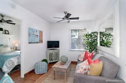 Air Concierge Old Town Charming Cottages 1
