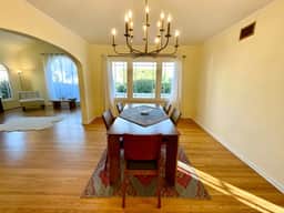 Cozy LA Home Near The Grove and Beverly Hills
