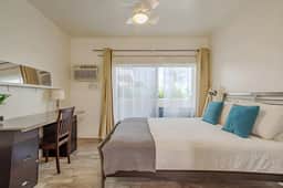 UCLA Adjacent 2BR with Quiet Courtyard View
