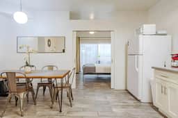 UCLA Adjacent 2BR with Quiet Courtyard View