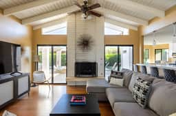 5 Bed Araby Estate Views, Pool, Game Rm, EV Charger
