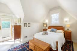 Charming Palo Alto Tudor Near Stanford & DT