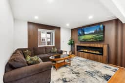 Walk to Lake Tahoe | Sleeps 10 | EV Charger