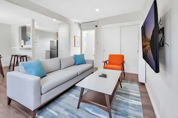 Prime Location Carlsbad Home Walk to Beach - Image 1