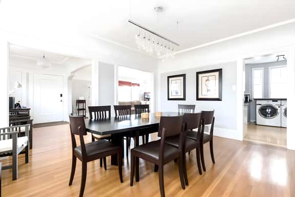 Large SF Craftsman Walkable Great for Work/Leisure - Image 1