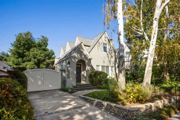 Charming Palo Alto Tudor Near Stanford & DT - Image 1