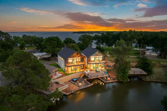 Luxury Lake Retreat | 6BR, Hot Tub & Fire Pit - Image 1