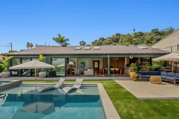 Modern Luxury Retreat w/ Pool Spa & Stunning Views - Image 1