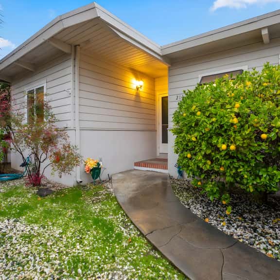 Quiet Menlo Park Home Near Stanford and Tech Hubs - Imagen 1