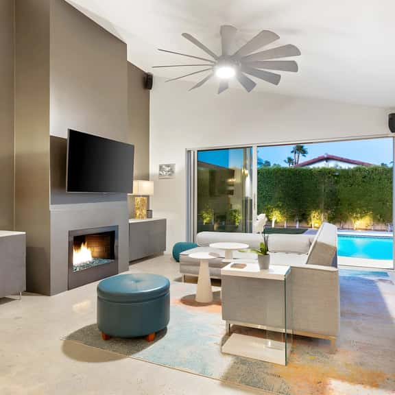 Lush Backyard with Pool and Spa in Palm Springs - Image 1