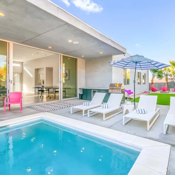 New Build! 5BR | LED Pool, Fire Pit, Views - Image 1