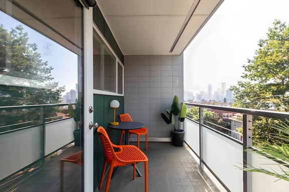 Bright Condo w/ City Views in Prime Location