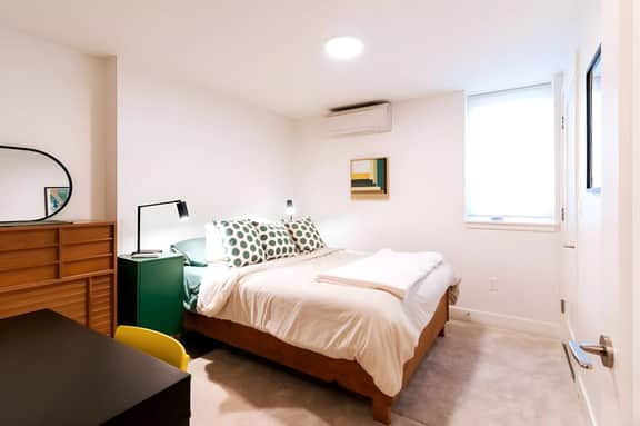 Charming 2BR – Walk to Parks, Eats, Light Rail