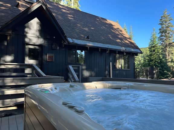 A-Frame Cabin | Hot Tub • BBQ • Family Fun