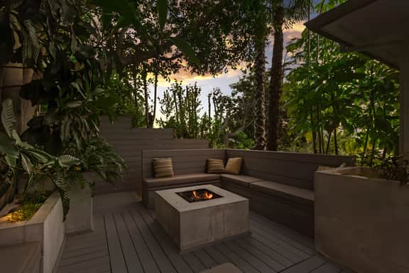 Hollywood Dell Oasis, Canyon VIEWS, Fire Pit & BBQ