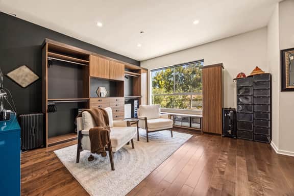Silver Lake 3-Level Townhouse | Views + EV Charger