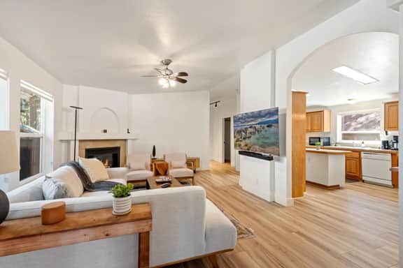 Cozy Kings Beach Retreat | Walk to Lake Tahoe