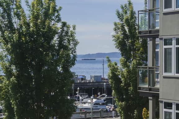Waterfront Luxury 2BR | Stunning Views • Walk to Pike Place - Image 5