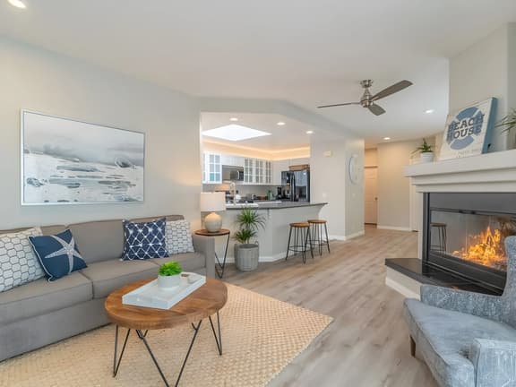 Bright OB Condo w/ Balcony, A/C & Beach Gear