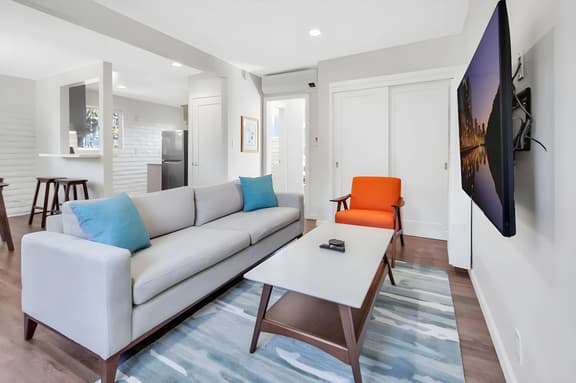 Prime Location Carlsbad Home Walk to Beach