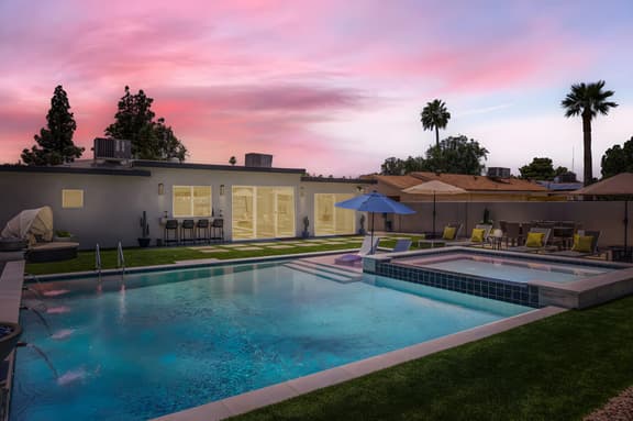 Modern Desert Getaway w/ Pool, Spa & Tesla Charger