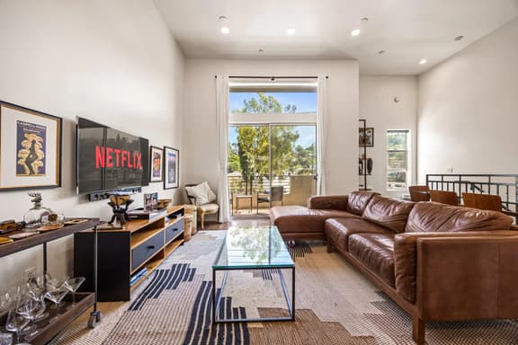 Silver Lake 3-Level Townhouse | Views + EV Charger