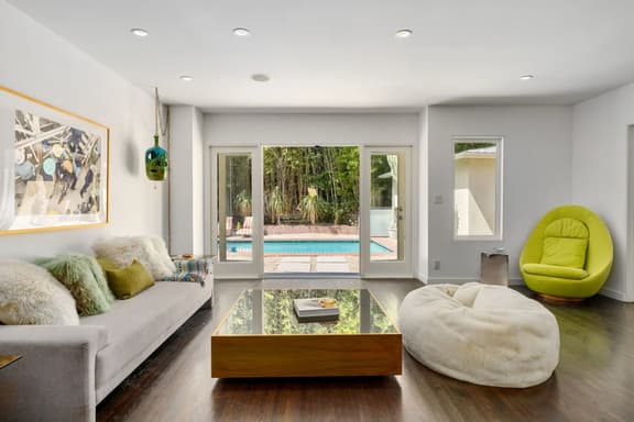 Hollywood Hills Mid-Century Retreat Views & Pool